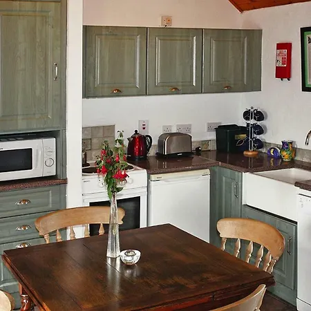 Holiday Homes - Eir05043-fya * Terryglass